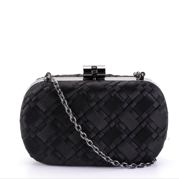 Sondra Roberts Handbags - NWOT Sondra Roberts Black Dream Weaver Woven Clutch